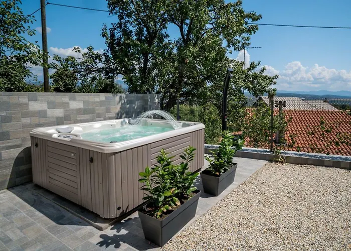 Amberg By Interhome Kastav