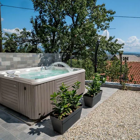 Amberg By Interhome Kastav